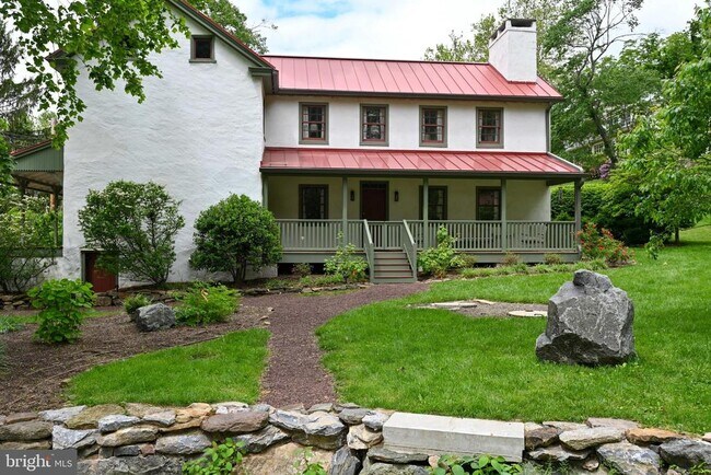 Primary Photo - 1451 Old Ridge Rd