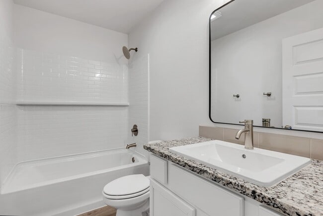 Building Photo - 6333 Poppy Dr