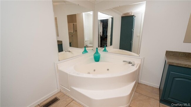 Building Photo - 3 Wildwood Rd