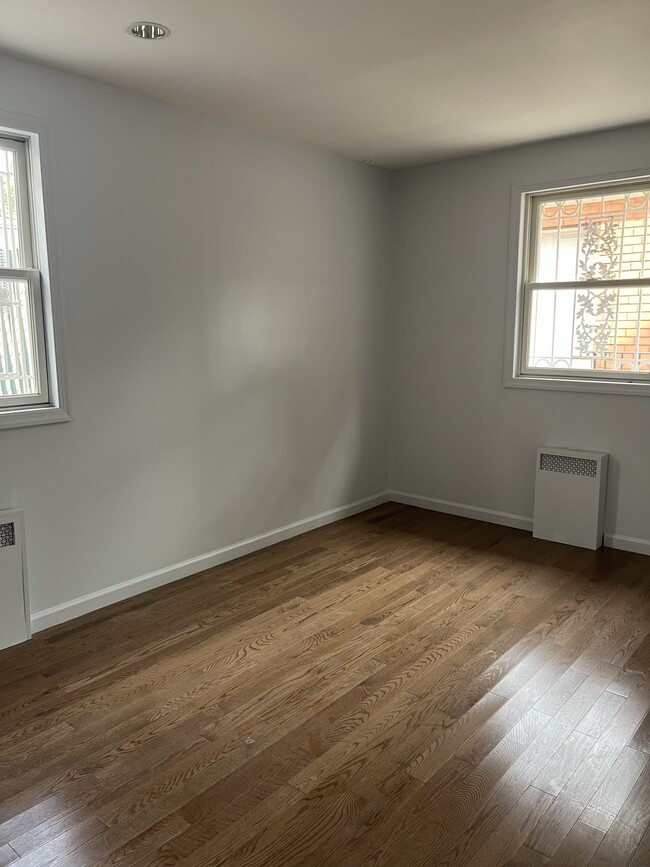 6401 Woodhaven Blvd 6401 Woodhaven Blvd Rego Park NY 11374