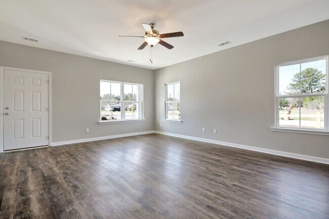 Building Photo - 102 Kennah Ct