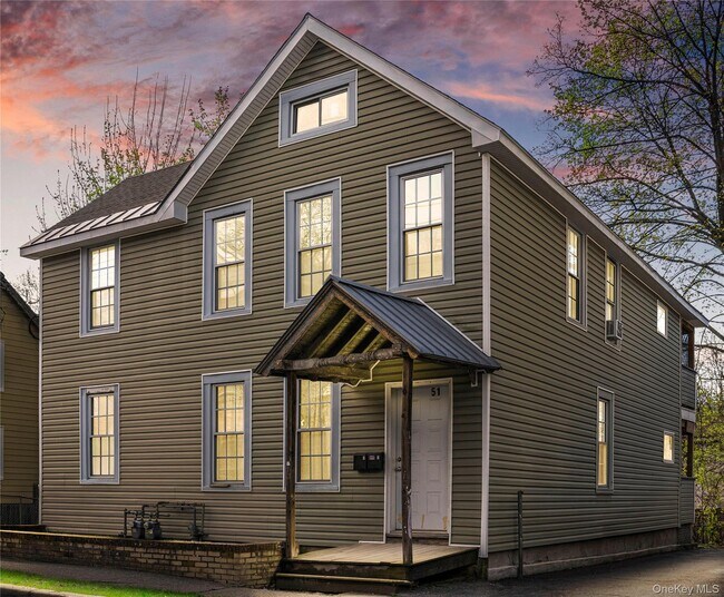 Building Photo - 51 Gifford Ave