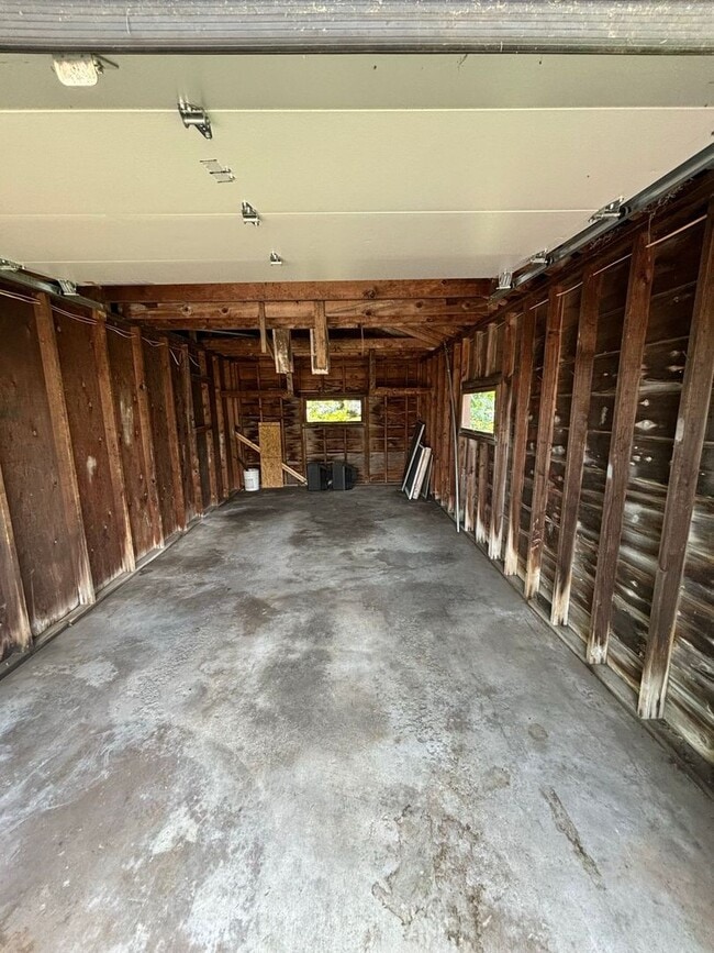 Building Photo - 1034 Pinos St