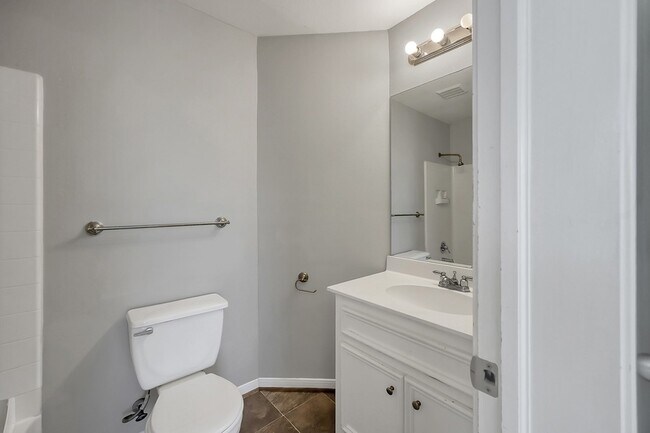 Building Photo - 167 Binnacle Ct