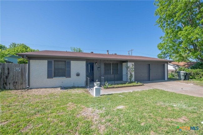 Building Photo - 1228 Chippendale Dr
