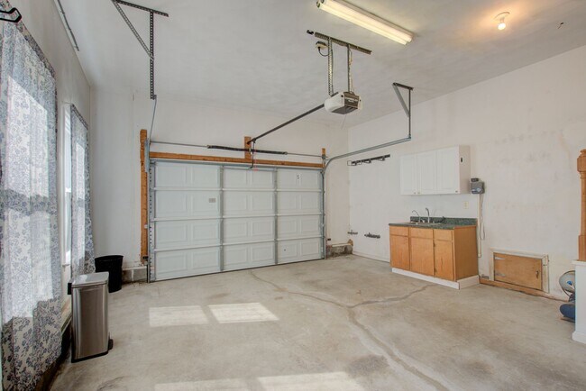 Building Photo - 427 Las Gaviotas Blvd