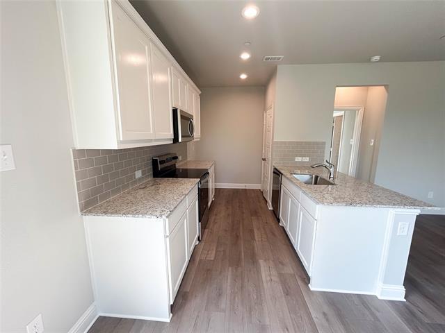 Building Photo - 2141 Layla Dr