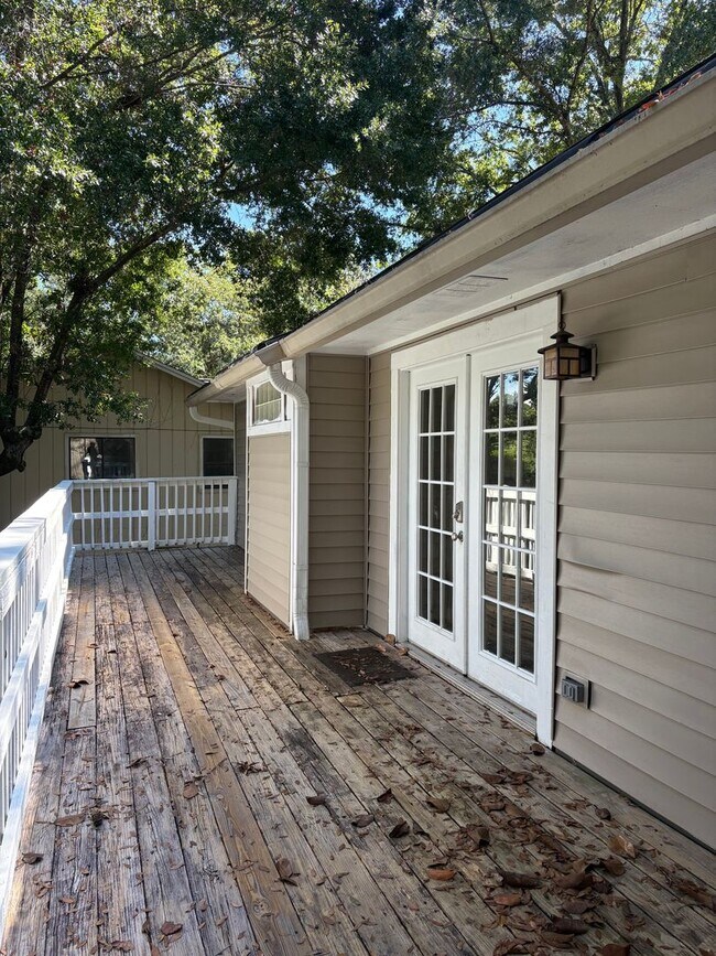Building Photo - Charming 2-Bedroom, 2-Bath Home in the Hea...
