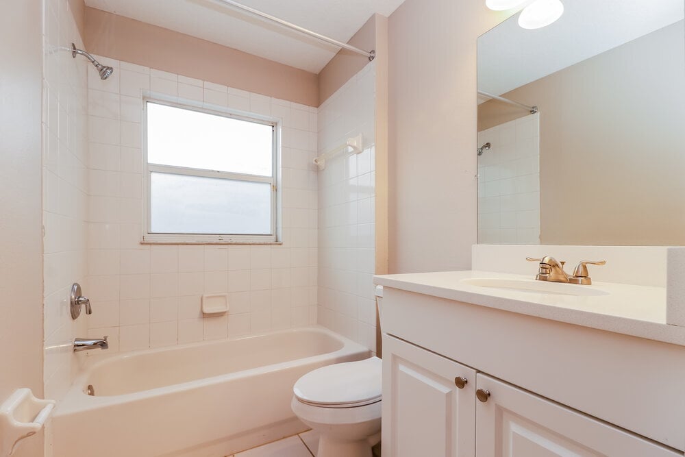 Building Photo - 29611 Birds Eye Dr