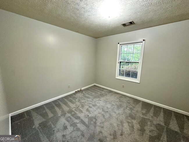 Building Photo - 1218 Salem-Chipley Rd