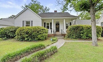 Building Photo - SHORT TERM OPTION AVAILABLE NOW THROUGH JU...