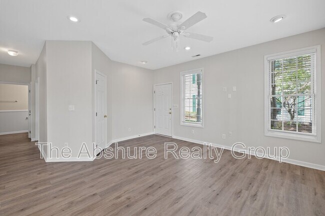 Building Photo - 1713 Kudrow Ln