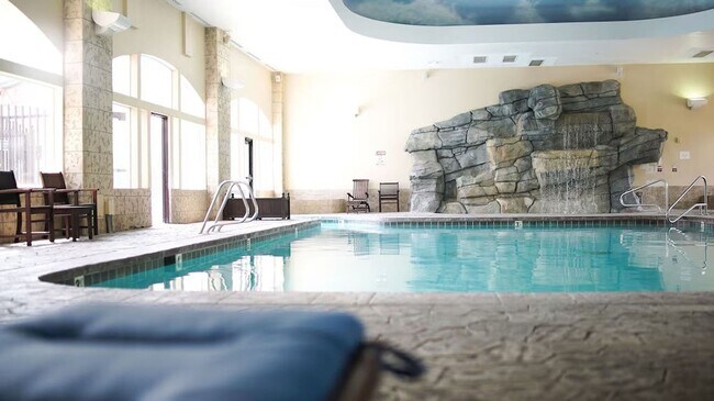 Building Photo - Charming Zermatt Villa | 2BR | Mountainsid...