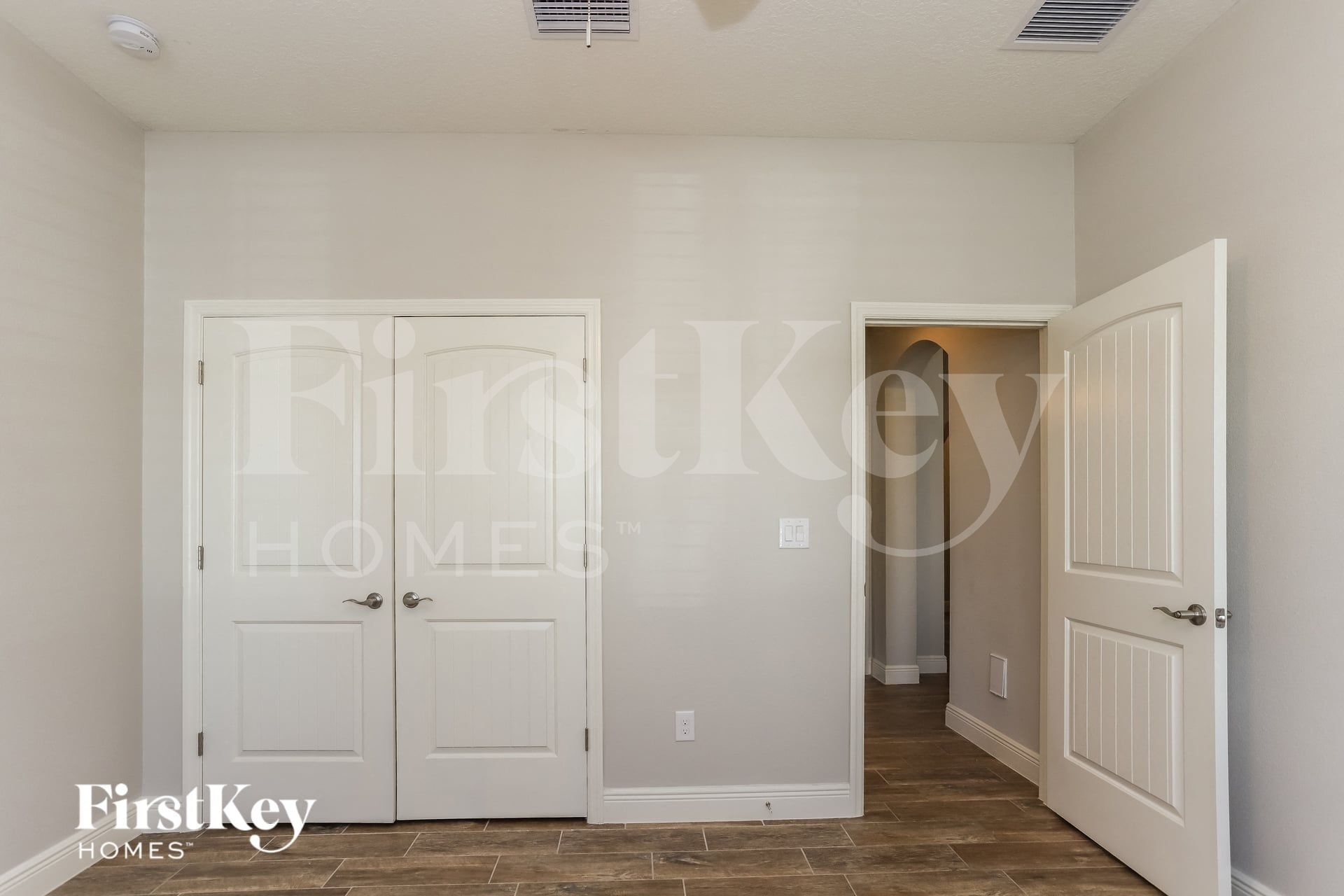 Building Photo - 6107 Colmar Pl