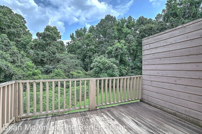 Building Photo - 2 br, 1.5 bath House - 206 Windridge Colony