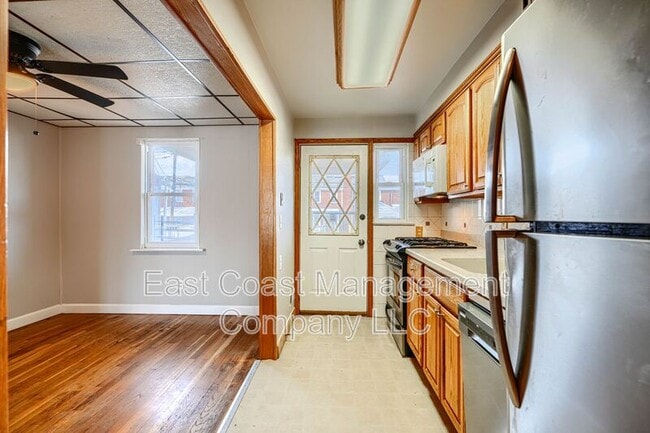 Building Photo - 7818 New Battle Grove Rd