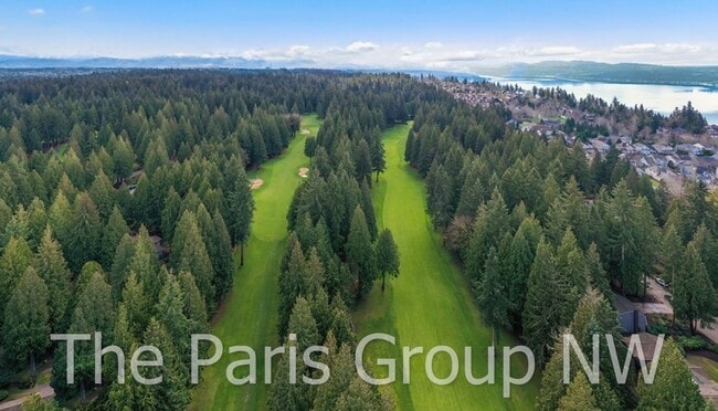 Building Photo - Gorgeous 3,400sf Golf Course Craftsman on Sahalee Country Club’s 7th Green