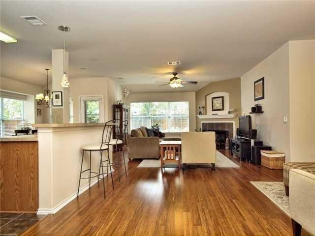 Building Photo - 533 Golden Creek Dr