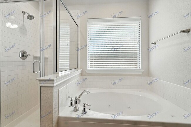 Building Photo - 1707 Wooley Way