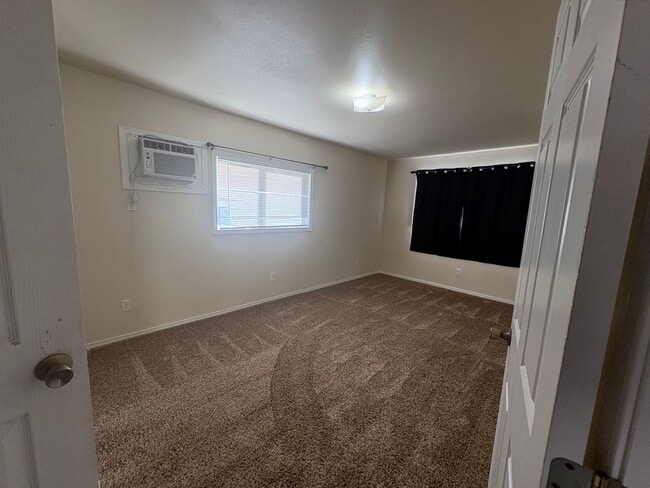 Building Photo - Reduced Rent-Ephrata