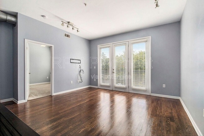 Building Photo - 5300 Peachtree Rd