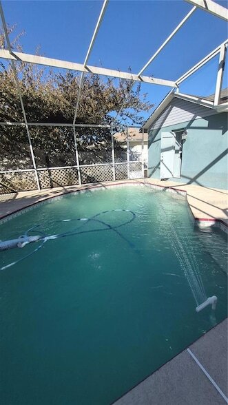 Building Photo - 614 Caribou Ct