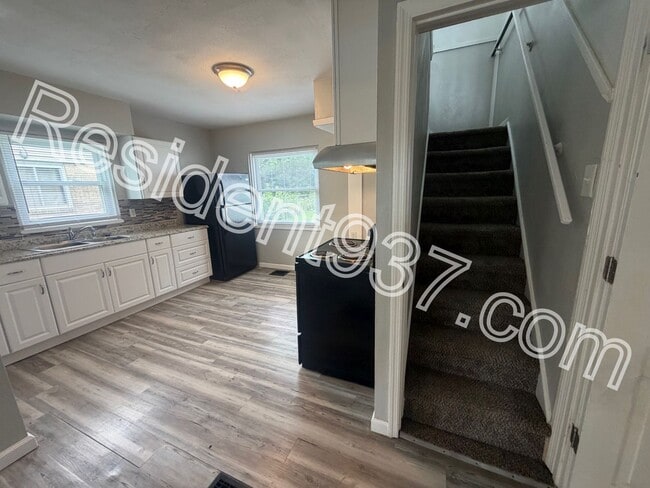 Building Photo - 1641 Horlacher Ave