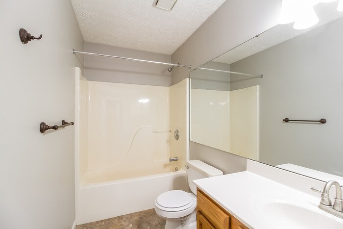 Building Photo - 4189 Bonita Dr