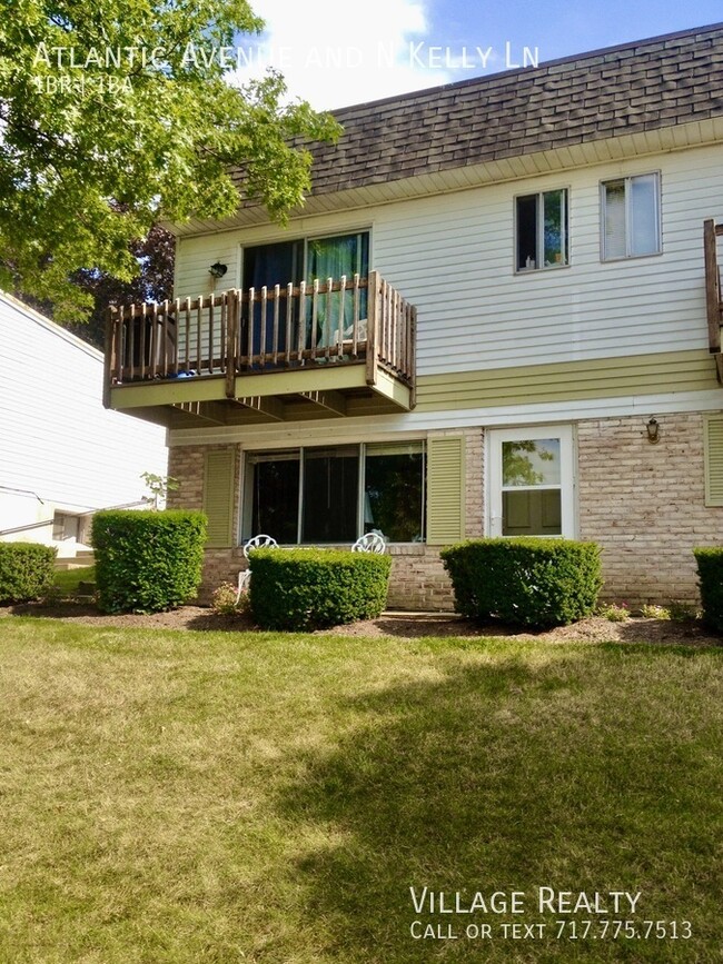 Building Photo - Huge Red Lion 1-bed with washer/dryer hook...