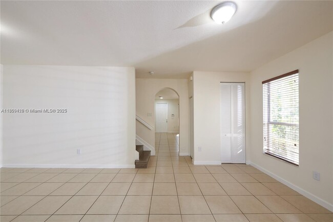 Building Photo - 9365 SW 171st Ct