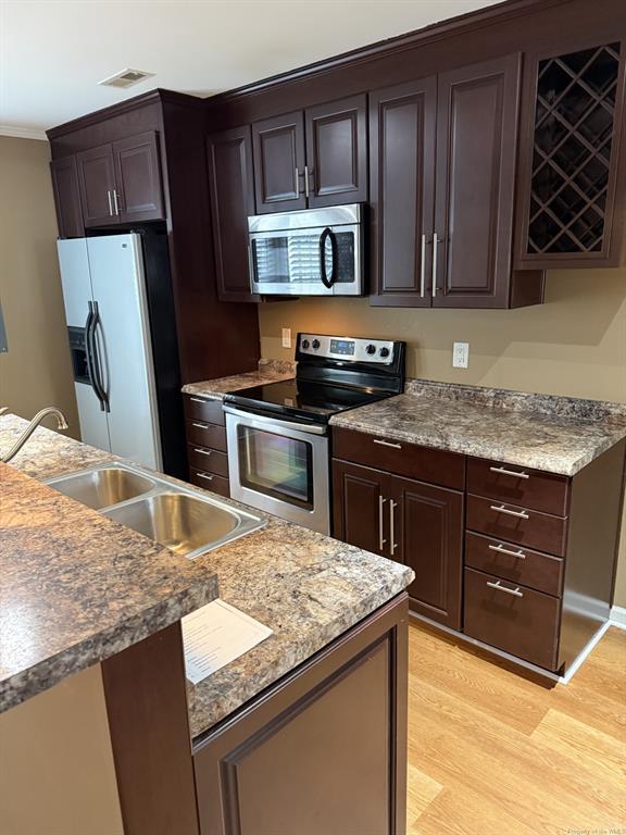 Building Photo - 4307 Eleanors Way
