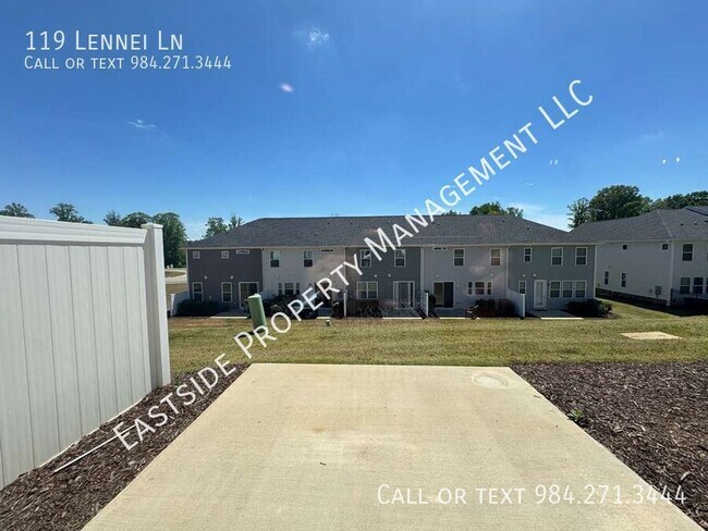 Building Photo - 119 Lennei Ln