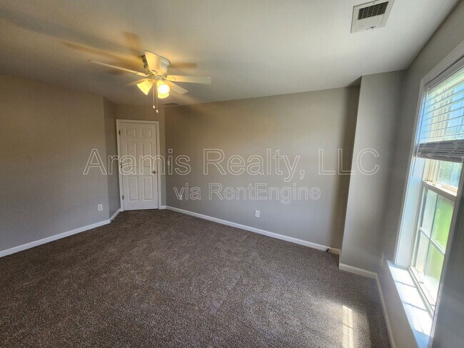 Building Photo - 1110 Cruce Lake Ct