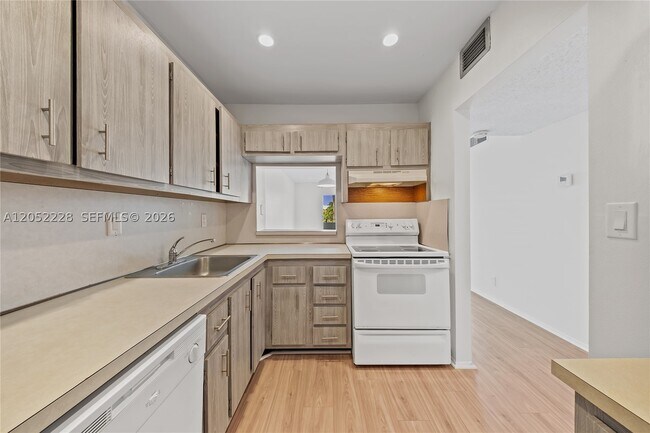 Building Photo - 7900 CAMINO 303
