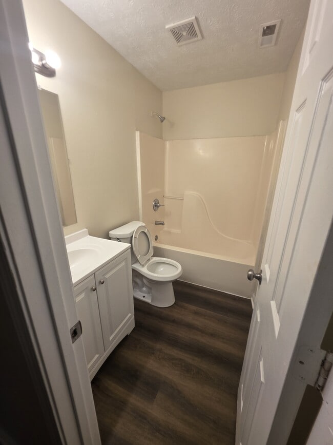 Building Photo - 4819 May Ridge Ln