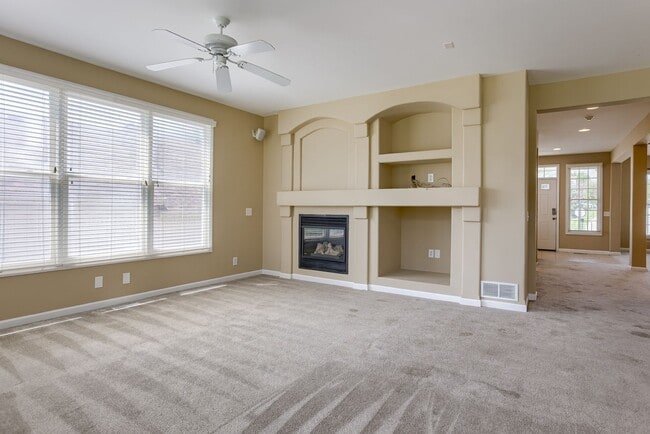 Building Photo - Must See 3 Bedroom In Bellevue!!