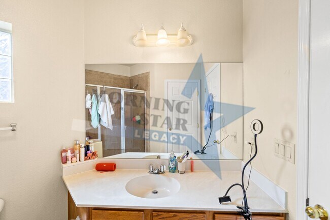 Building Photo - 3650 Morningstar Dr
