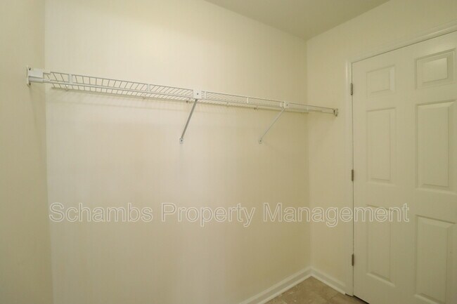 Building Photo - 510 Springfork Dr