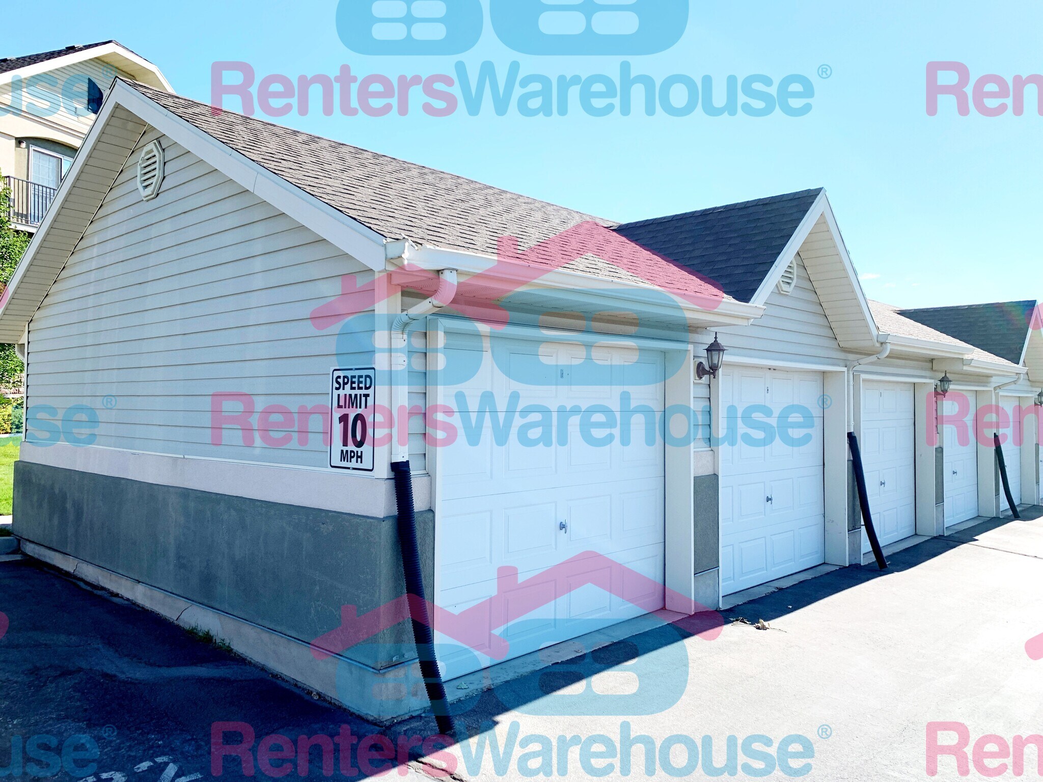 Building Photo - 150 Daybreak Ln