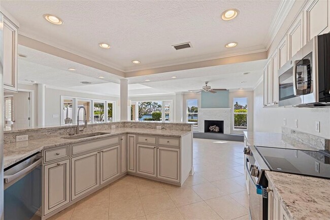 Building Photo - 11225 4th St E