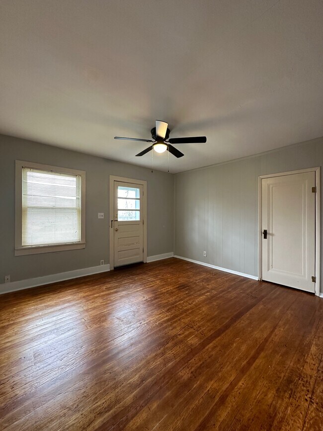 Building Photo - S 24th Duplex