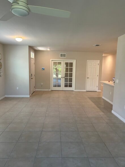 Living Room/Dining Area - 25152 E Lenox Cir