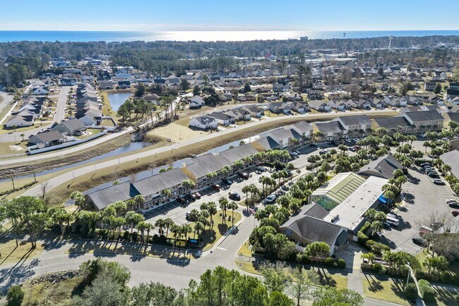 Building Photo - 203 Double Eagle Dr