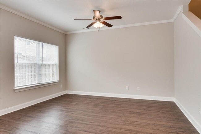 Building Photo - Villages at Goshen: 3 Bedroom / 2.5 Bath / Garage