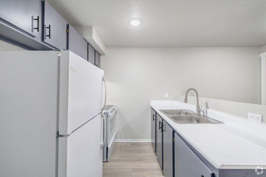 2BR, 1BA - 542SF - Kitchen - Cedar Apartments