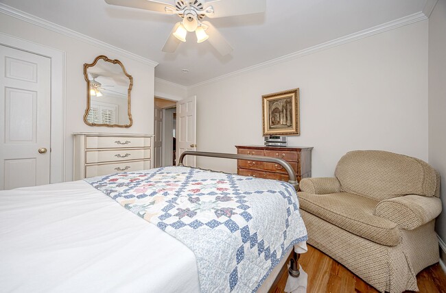 Building Photo - Coastal Living at Its Best – Fully Furnish...