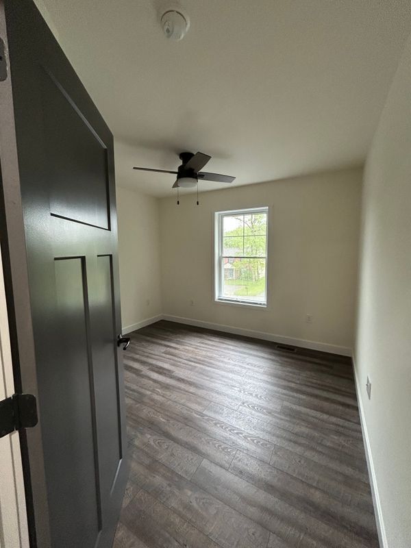 Building Photo - 10925 Antrim Ct