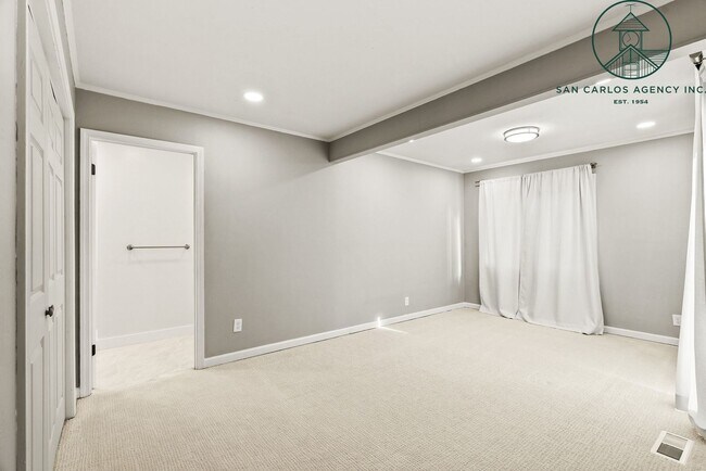 Building Photo - Spacious Three Bedroom Home in Country Club Area of Pebble Beach