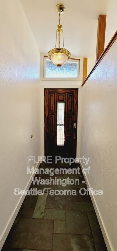 Building Photo - 13240 22nd Ave S