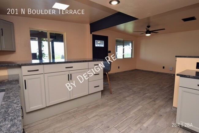 Building Photo - West Tucson Hillside 2 Bed 2 Bath SFR with...